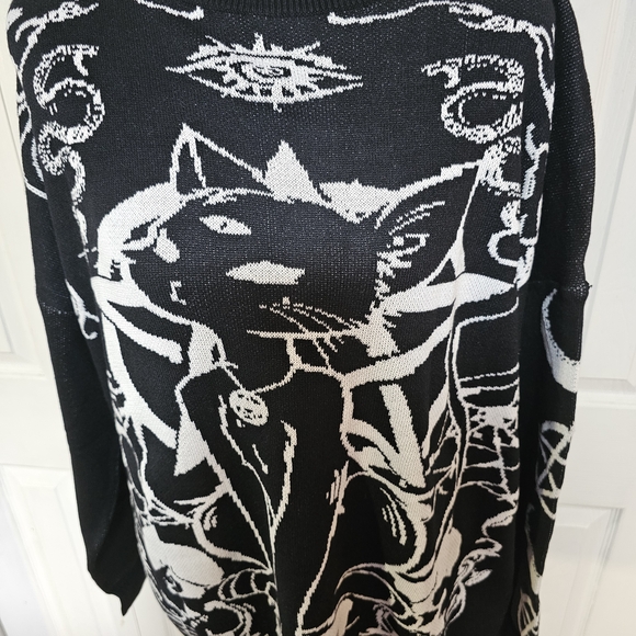 🖤 GOTHIC CAT OVERSIZED KNIT DRESS 🖤 - Picture 3 of 8
